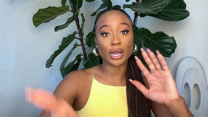 How Old Is Kayla Nicole? Discover Her Age Today